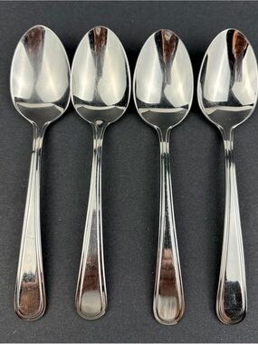 Lagostina MARINA Stainless Oval Soup Spoons Lot Of Four, 18-10  Korea 7 in